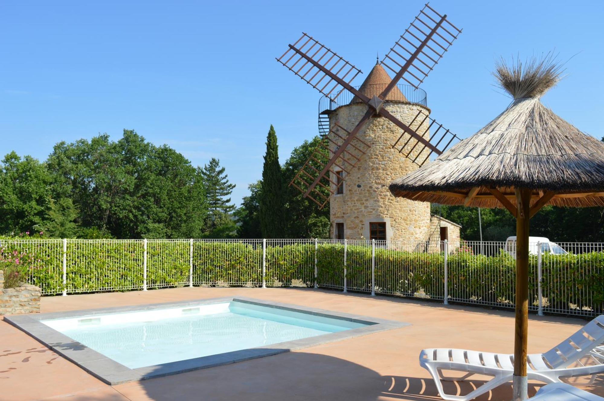 Le Moulin Vila Vallon-Pont-dʼArc Exterior foto